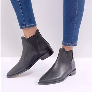 Hudson Clemence Black Leather Chelsea Boots